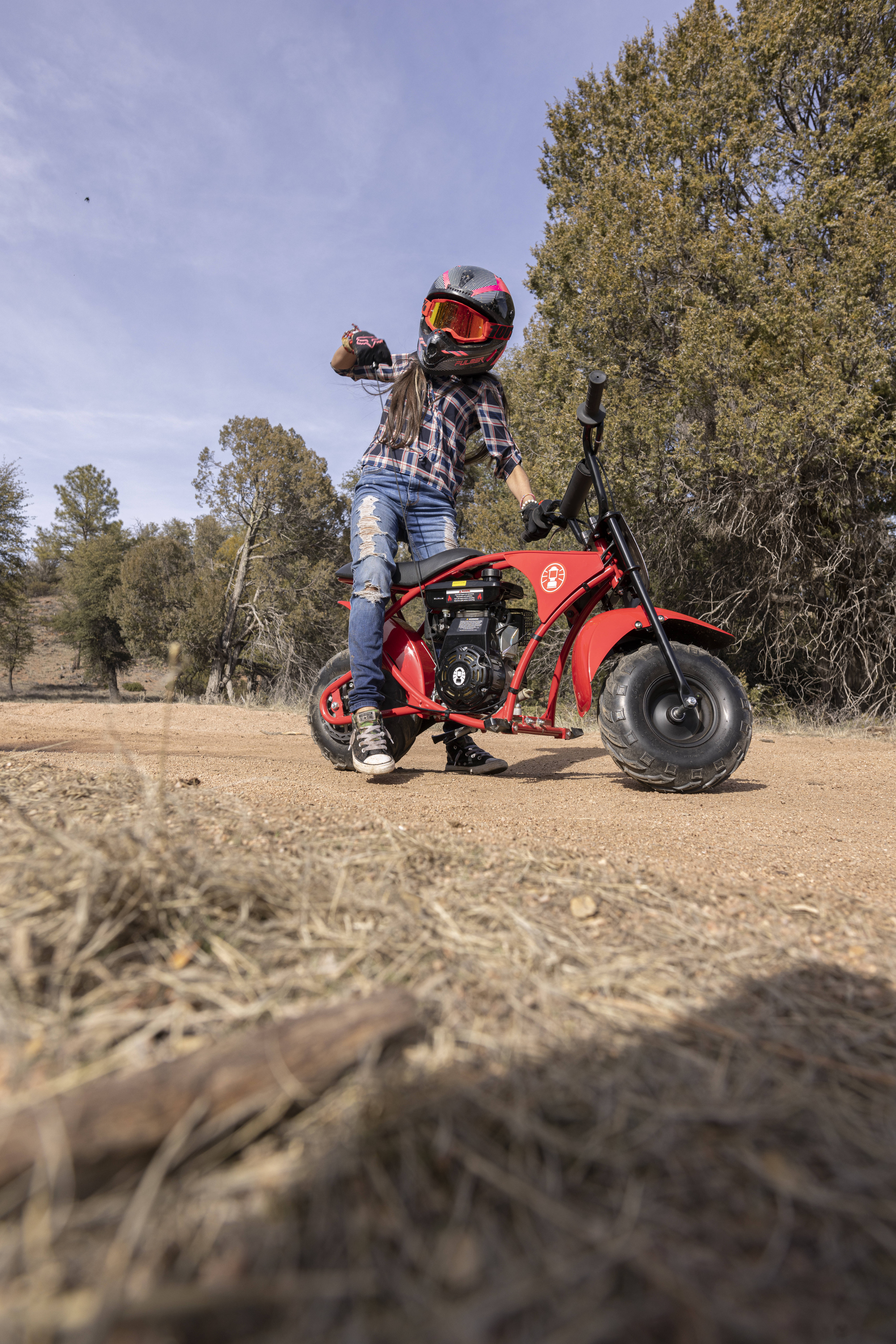Coleman Powersports B100 105cc Gas Powered Mini Bike