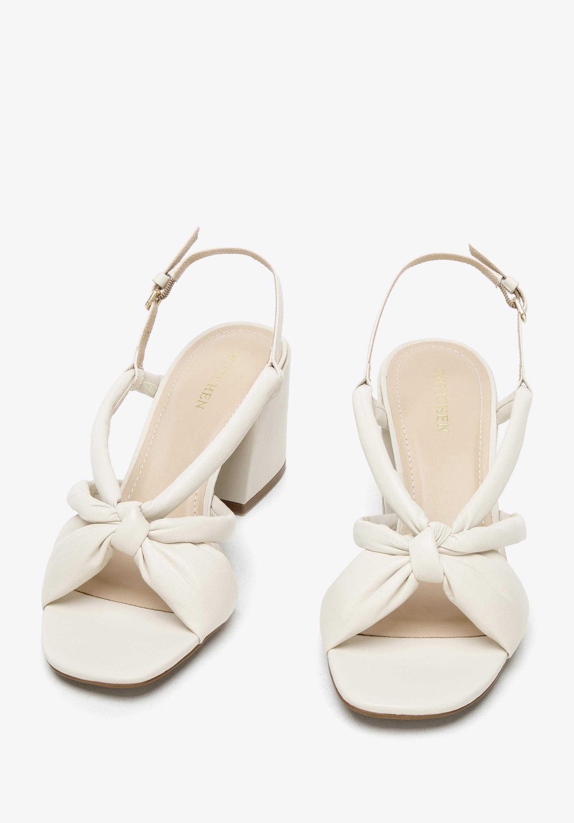 Damskie sandały skórzane z supełkiem