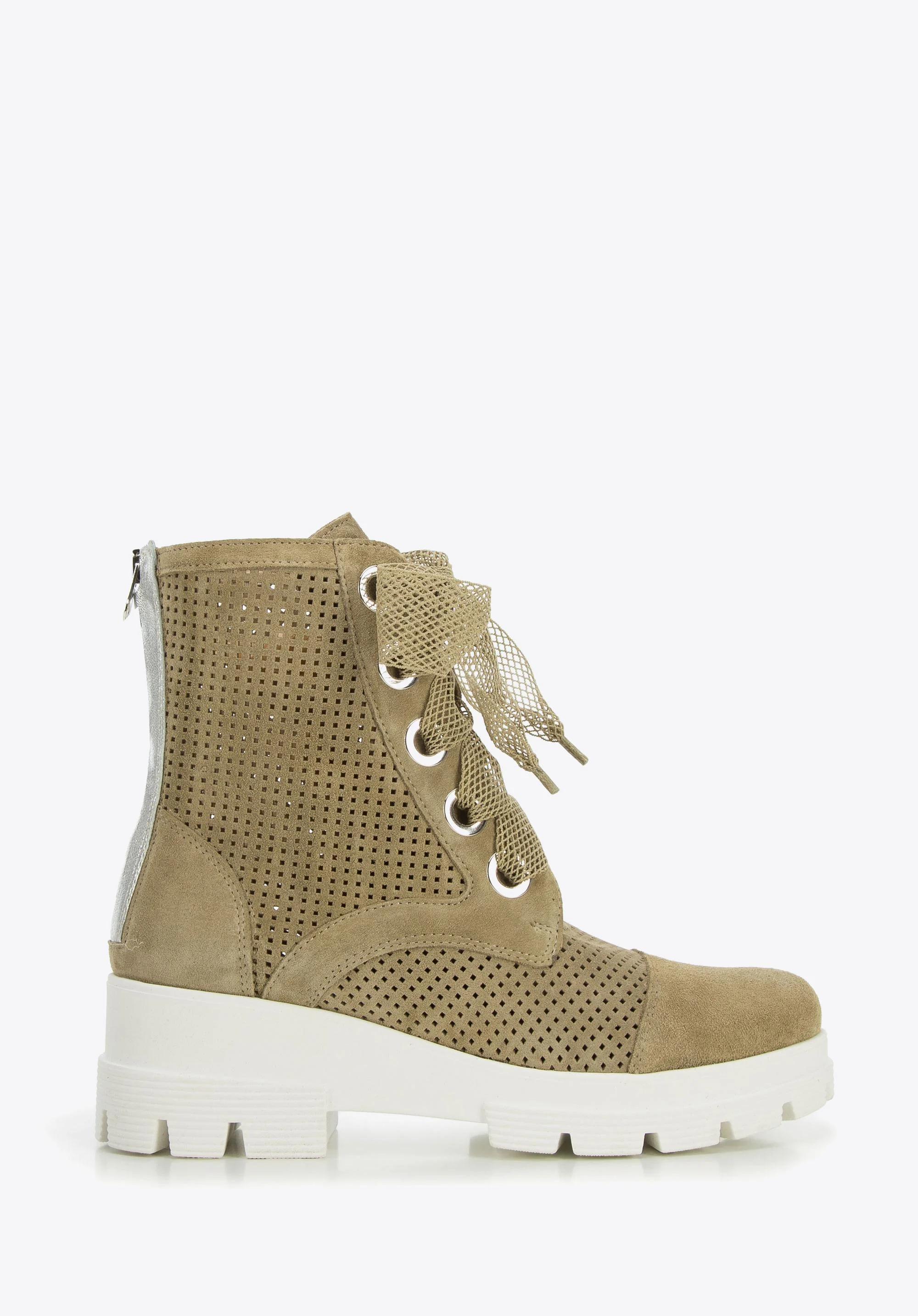 Damskie trapery z ażurowego zamszu