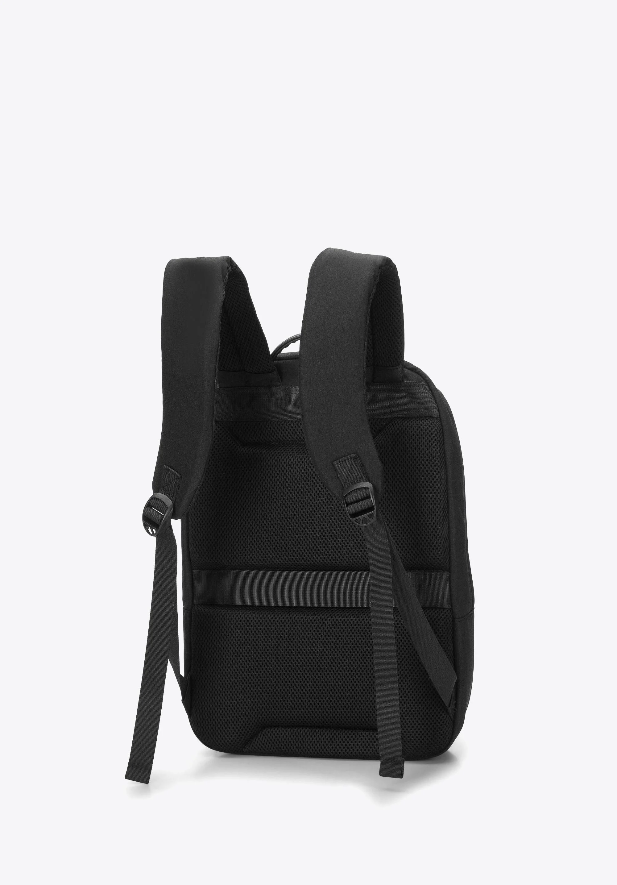 Męski plecak na laptopa 15,6” prosty