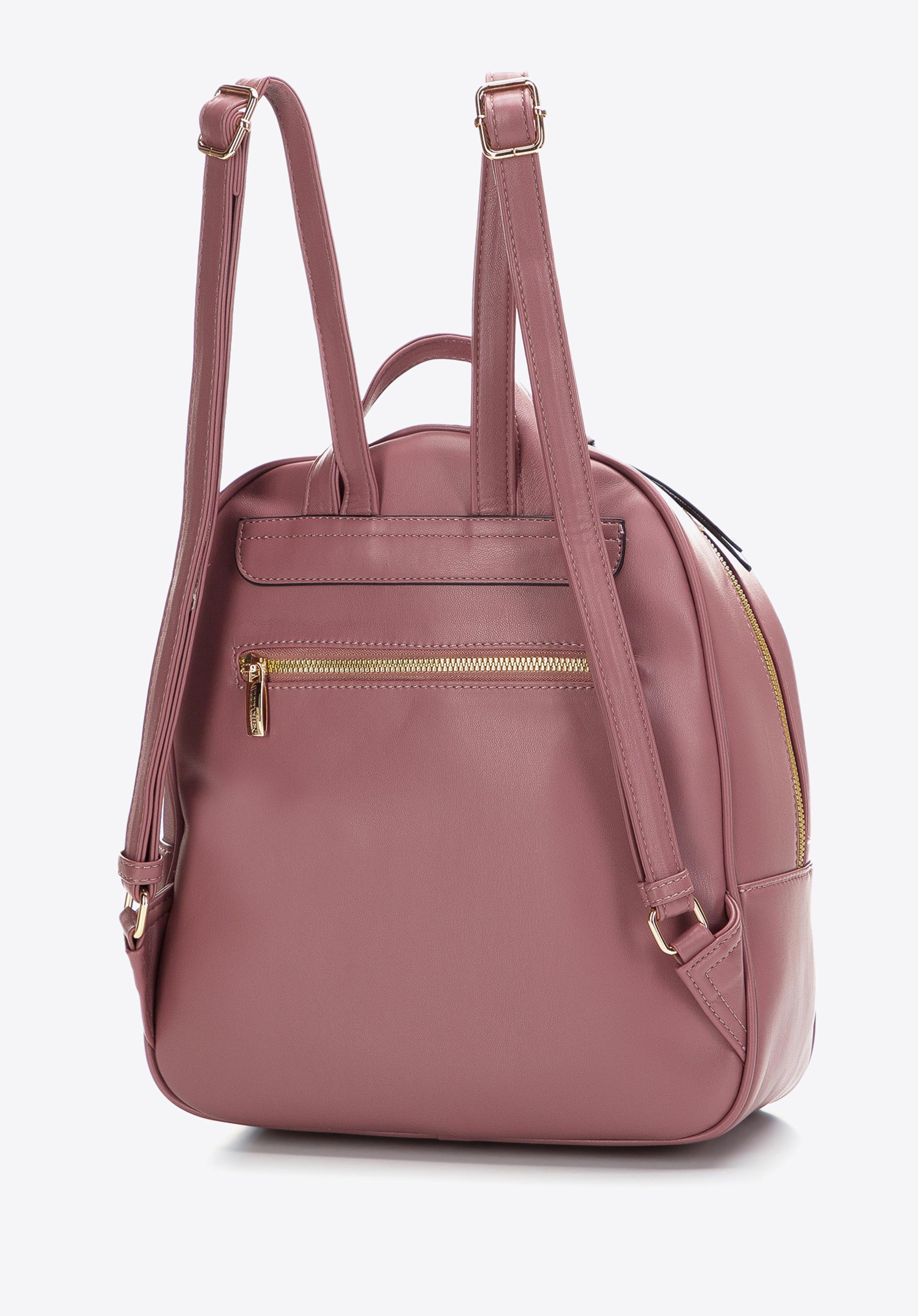 Damski plecak z ukośnie pikowanej skóry ekologicznej