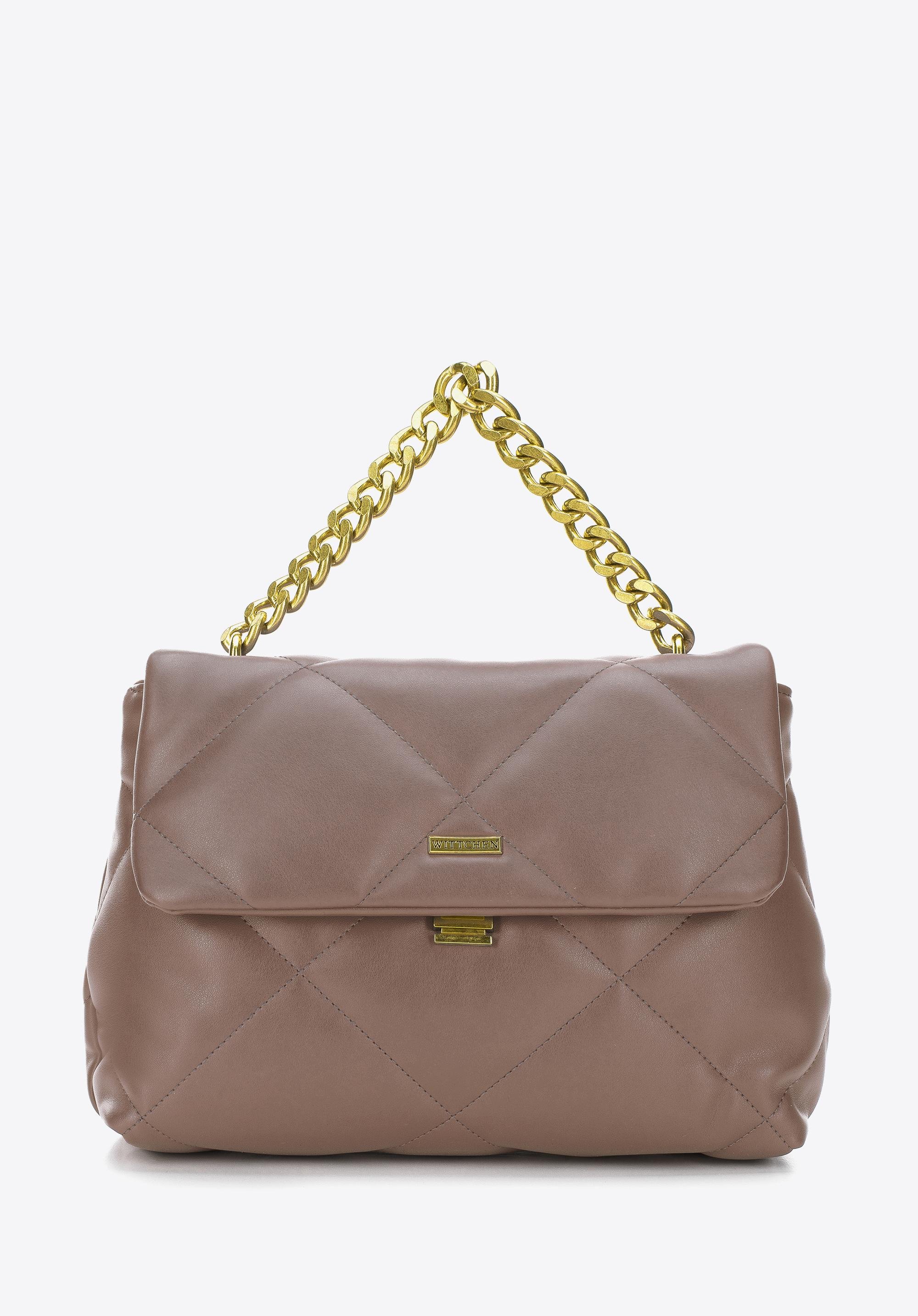 Torebka kuferek z miękkiej ekoskóry pikowana na łańcuszku