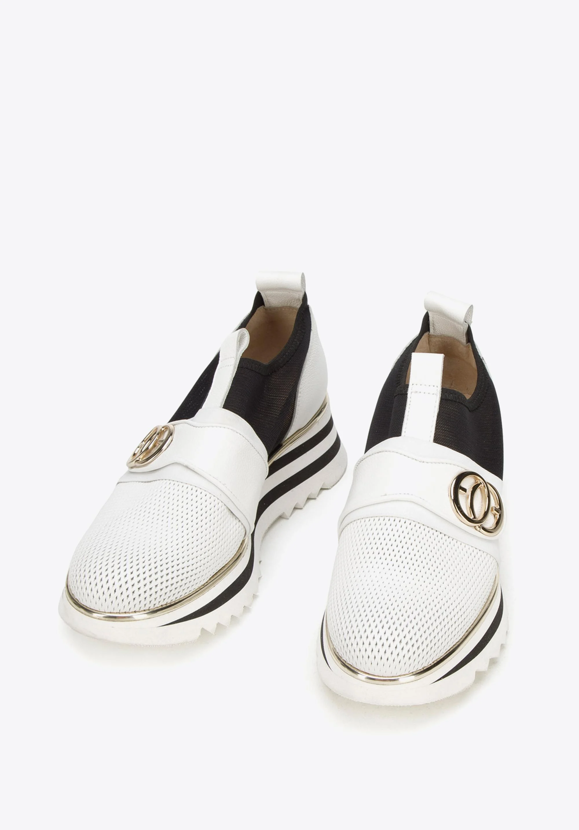 Damskie sneakersy skórzane na platformie ażurowe