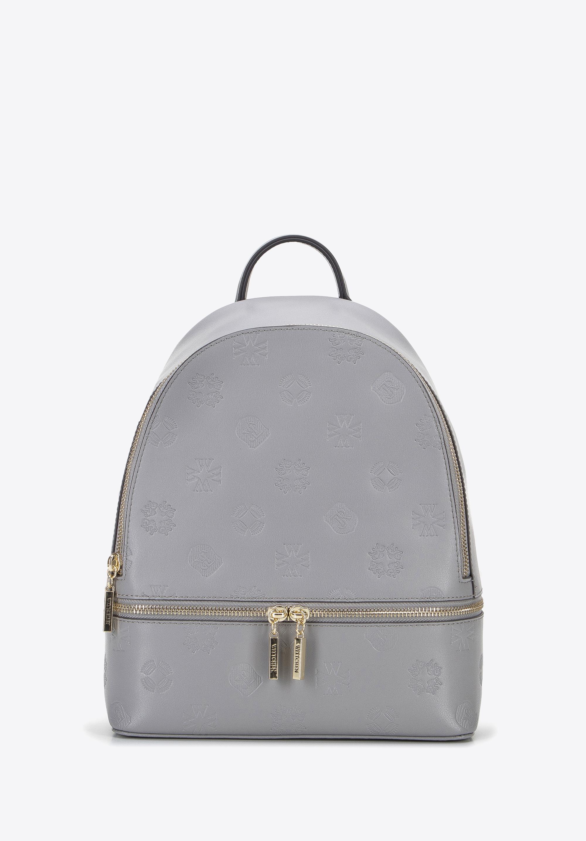 Damski plecak skórzany w monogram z poziomym suwakiem