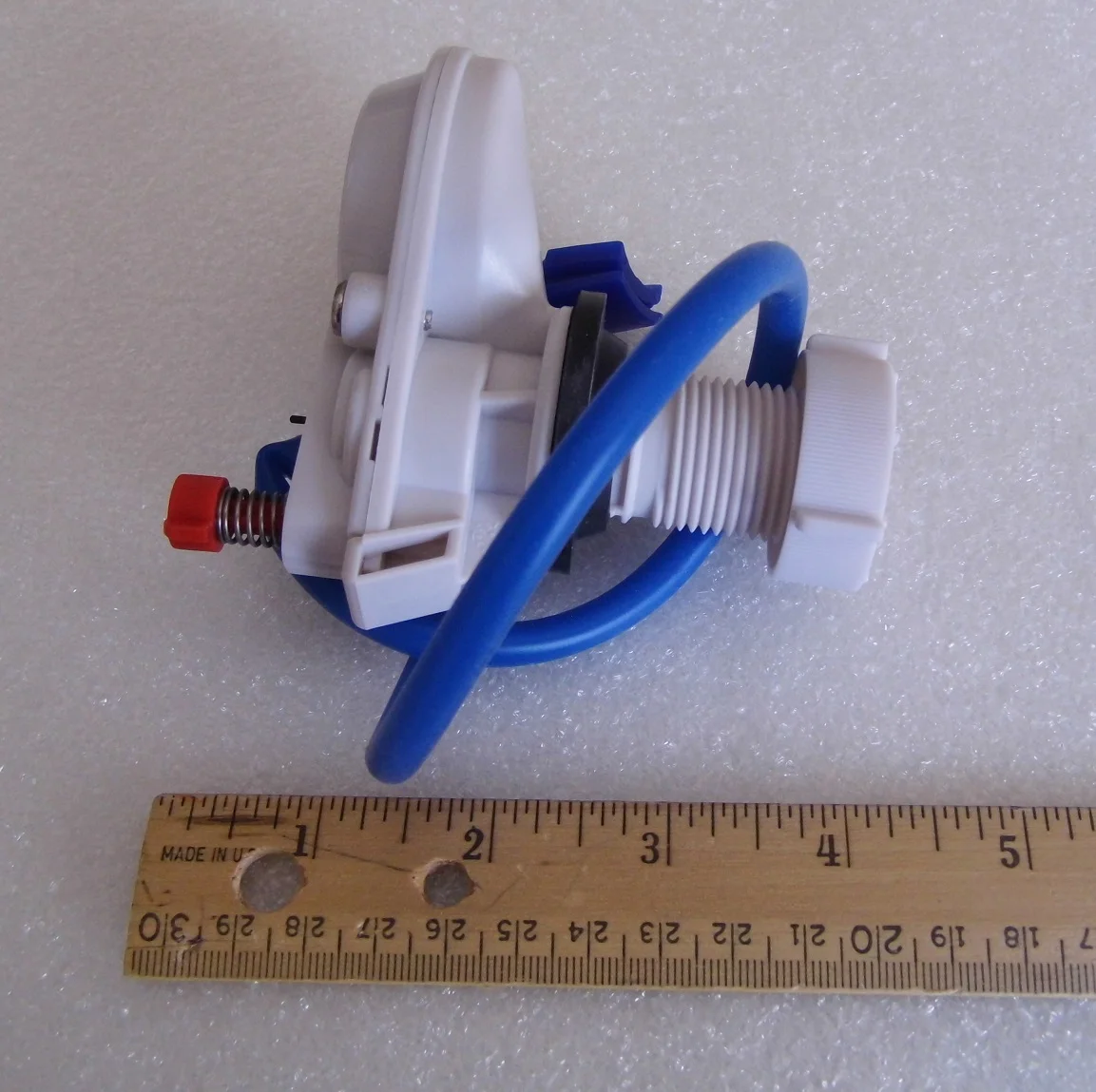 Smallest Anti-Siphon mini pilot valve 1/2 inch inlet pipe thread by NuFlush