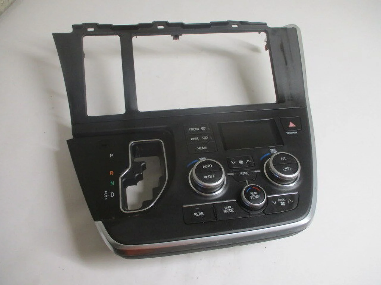 Pre-Owned 15 16 17 Toyota Sienna Automatic Climate AC Heater Temperature Control OEM LKQ (Good)