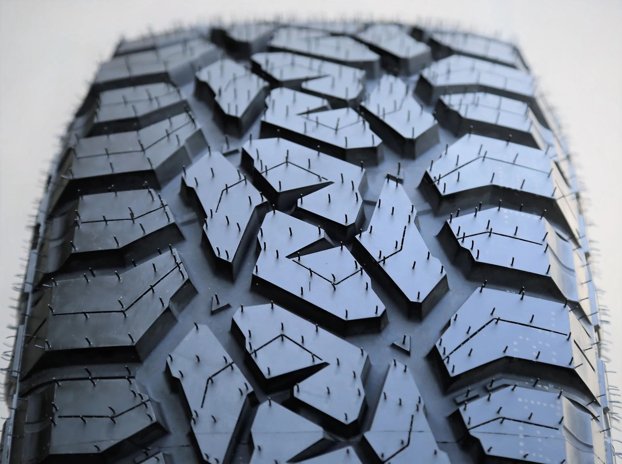 Set of 4 (FOUR) Miletrip TP99 R/T LT 33X12.50R20 Load F 12 Ply RT Rugged Terrain Tires