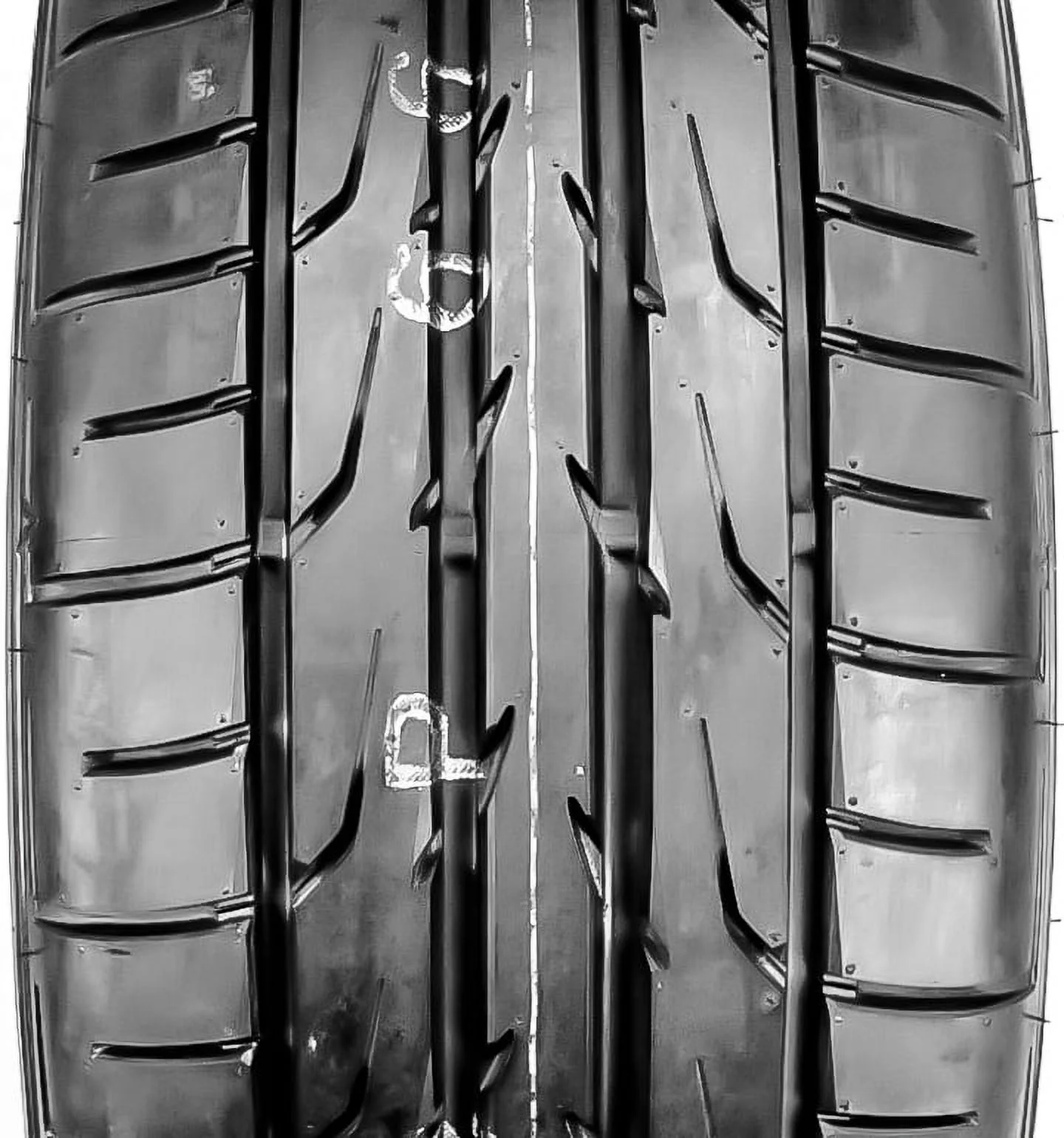 Dunlop Direzza DZ102 215/55R16 93 V Tire Fits: 2013-18 Ford Focus SE, 2016-18 Honda Civic LX-P