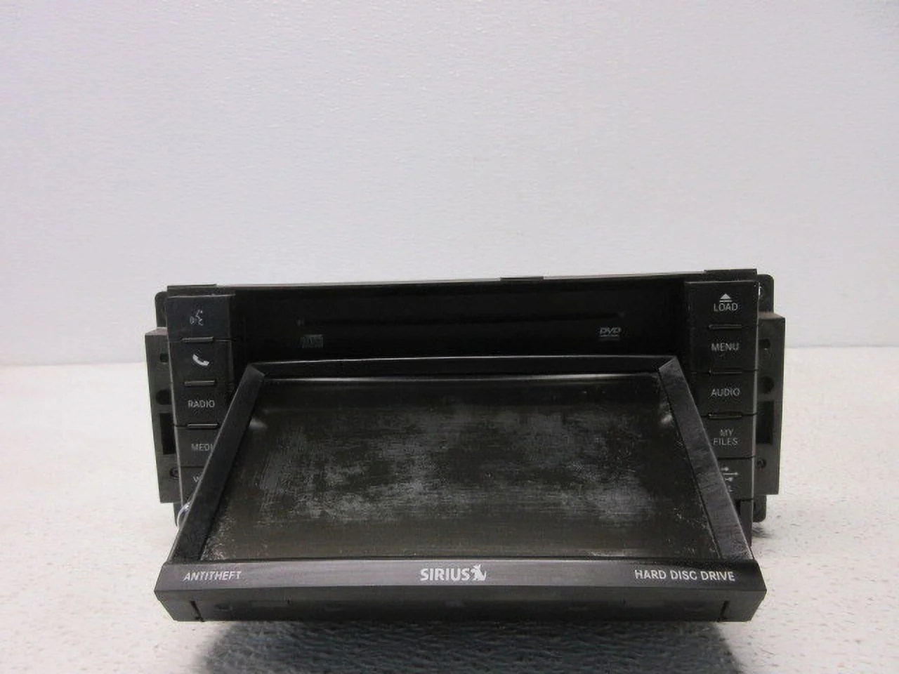 Pre-Owned 12-16 Town & Country Caravan CD DVD MultiMedia SAT Radio Receiver RBZ OEM LKQ (Good)
