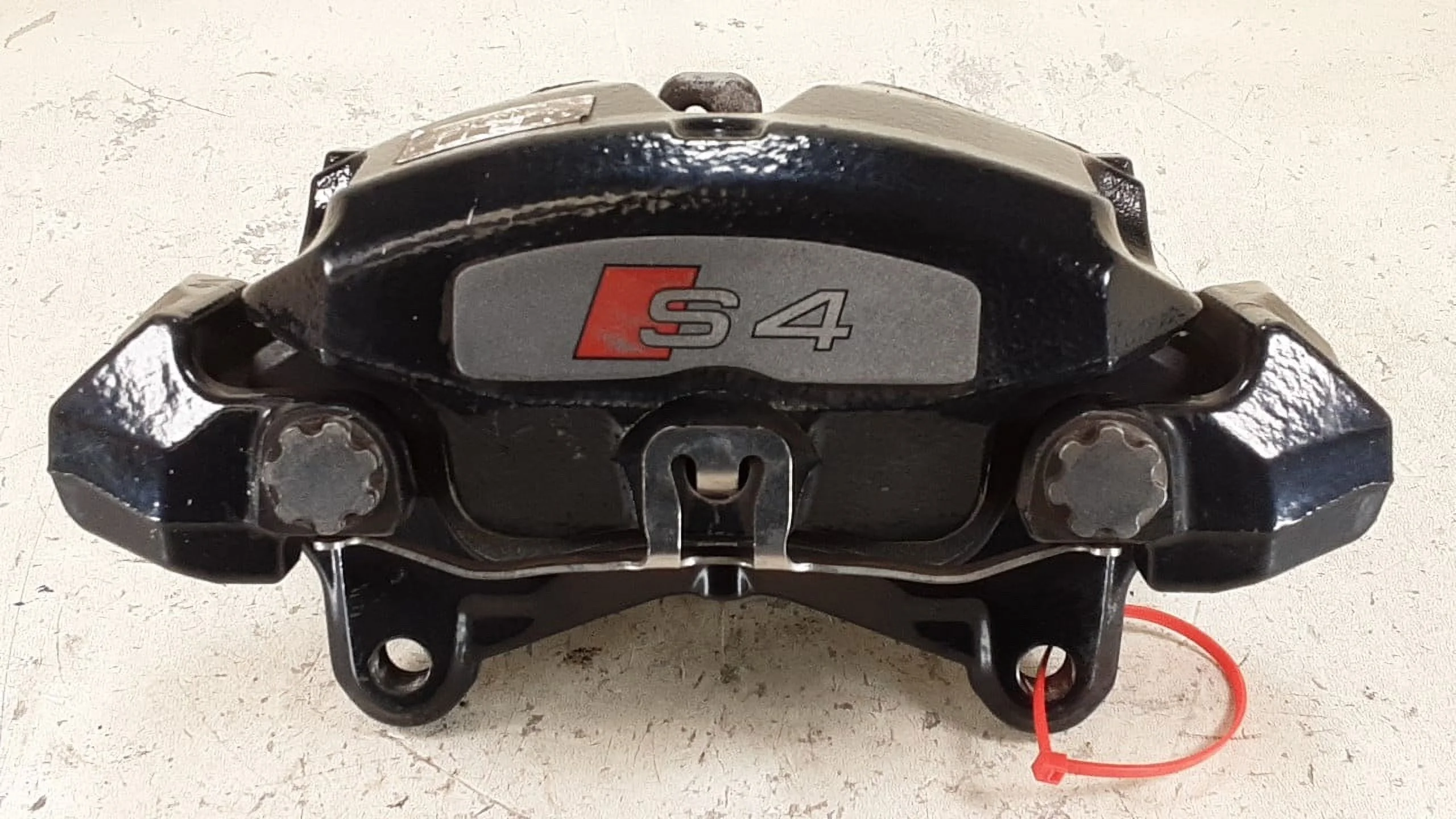 Pre-Owned 2012-2016 Audi S4 Passenger RH Front Brembo Brake Caliper Black OEM LKQ (Good)