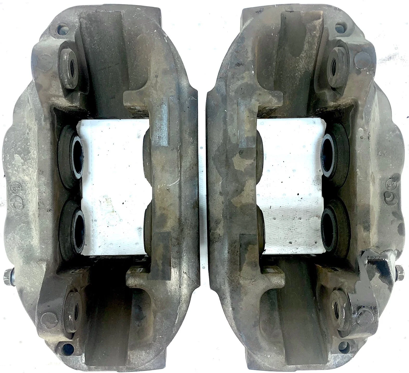Pre-Owned 2007-2017 Lexus LS460 Driver & Passenger Front Brake Calipers Shells RWD OEM (Good)