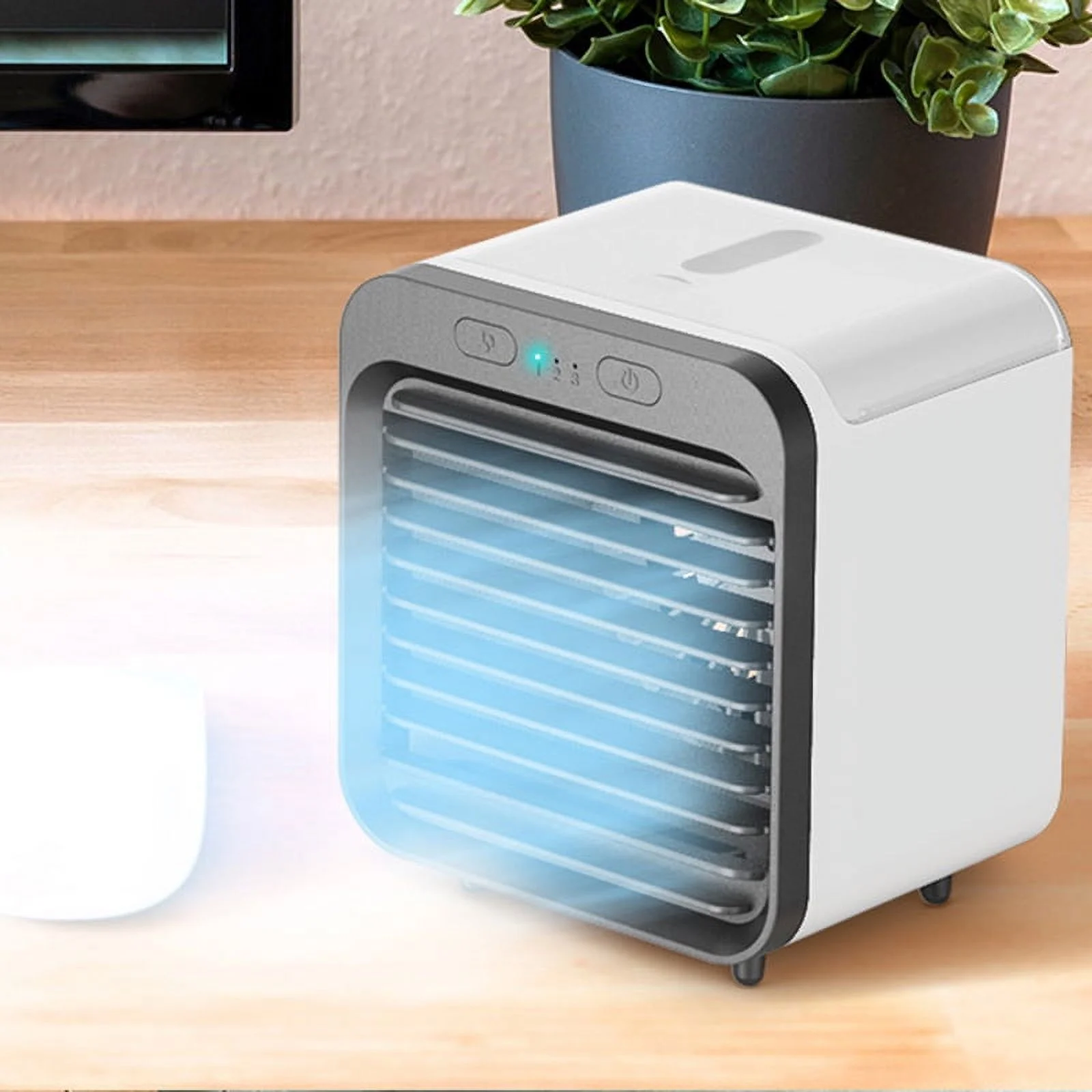 Mini air conditioner cooling artifact desktop refrigeration spray USB small fan student office cooler fan