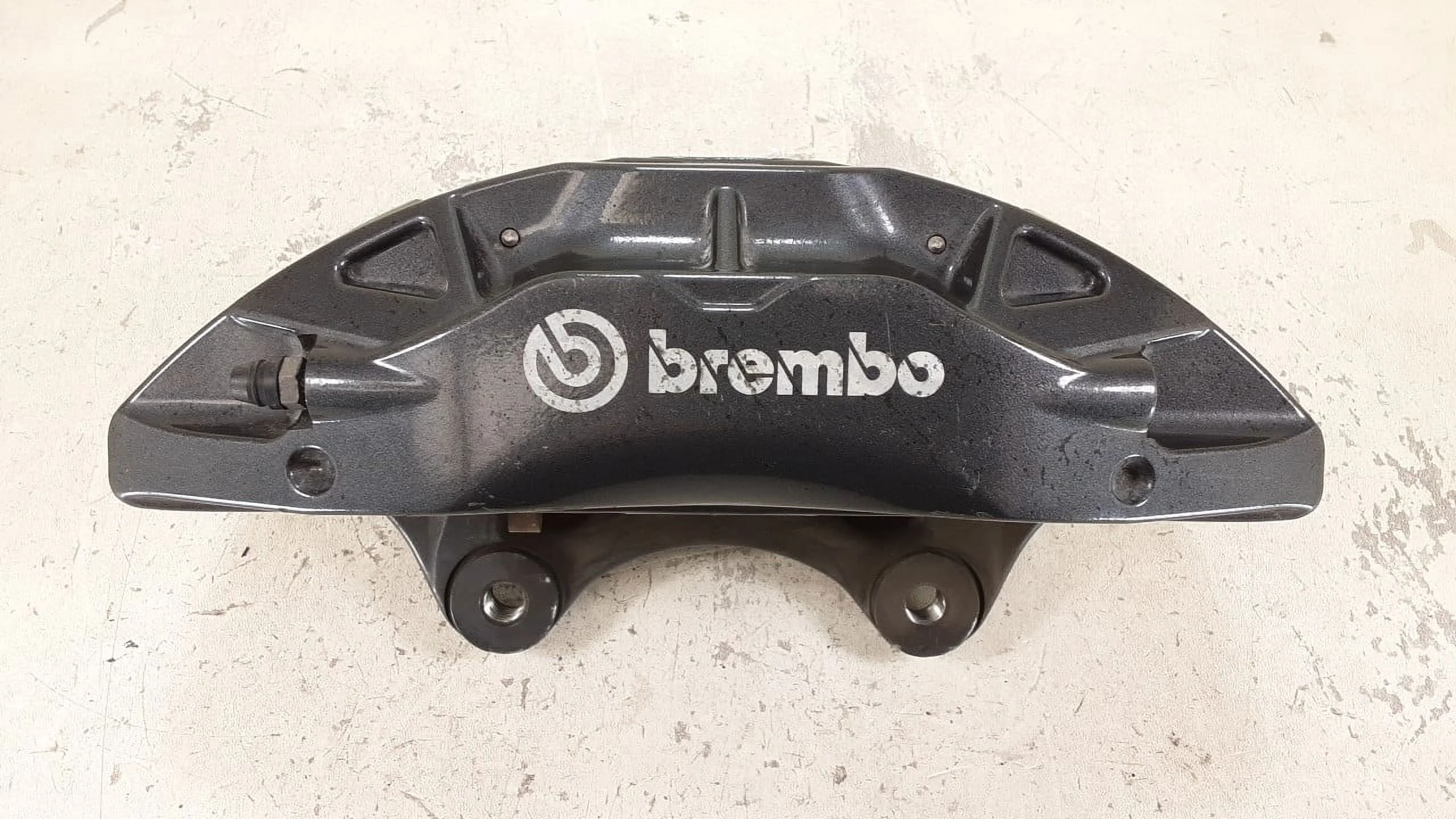 Pre-Owned 2014-2017 Buick Regal Passenger RH Front Brembo Brake Caliper OEM LKQ (Good)