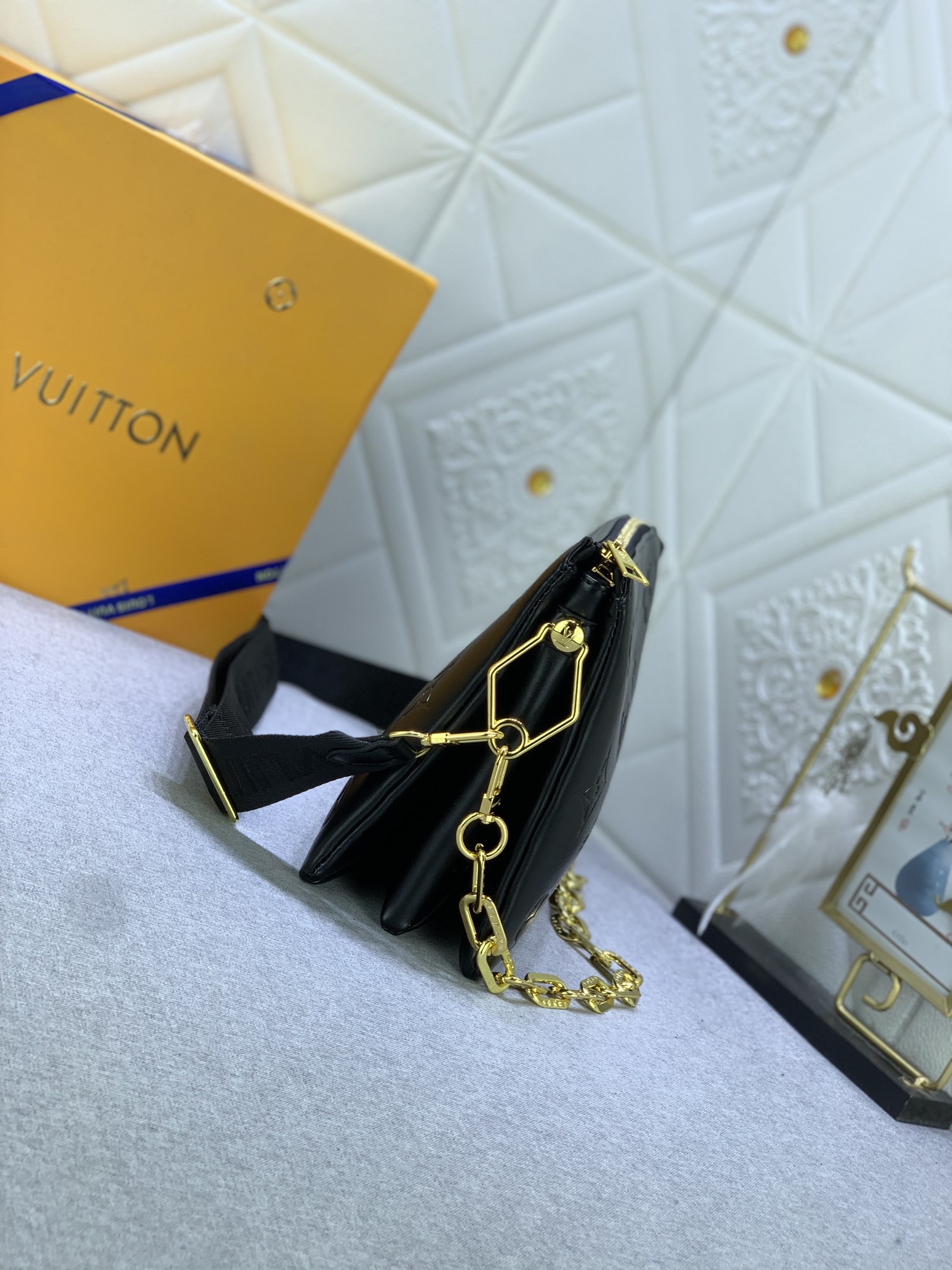 Louis Vuitton  Mini Soft Trunk M22398 (5) 18.5 x 13.0 x 8.0cm