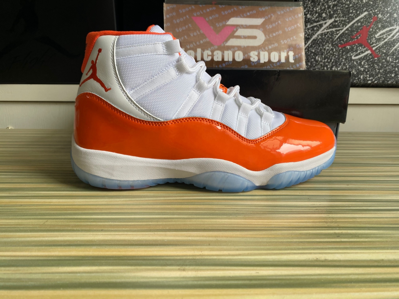 Jordan 11 Retro White and Orange 378037-002