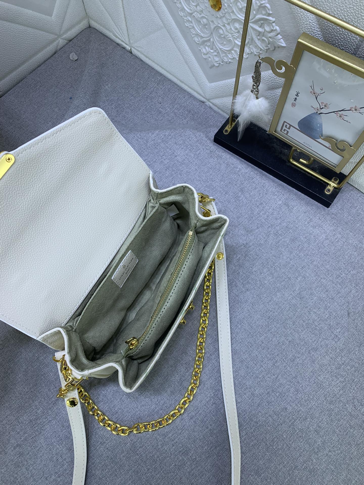 Louis Vuitton Pochette Métis East West M46279 (2) 21.5 x 13.5 x 6.0cm