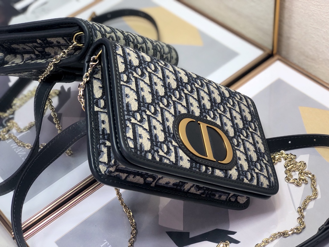 Dior 30 Montaigne 2166 19x12.5x4cm