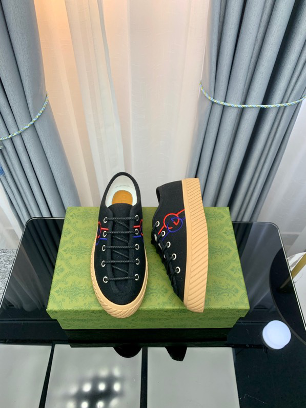 Gucci GG monogram low-top sneakers Black