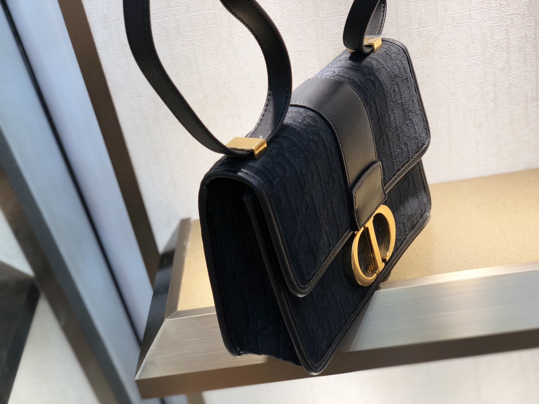 Dior 30 Montaigne 22425(3) 24*17*8cm