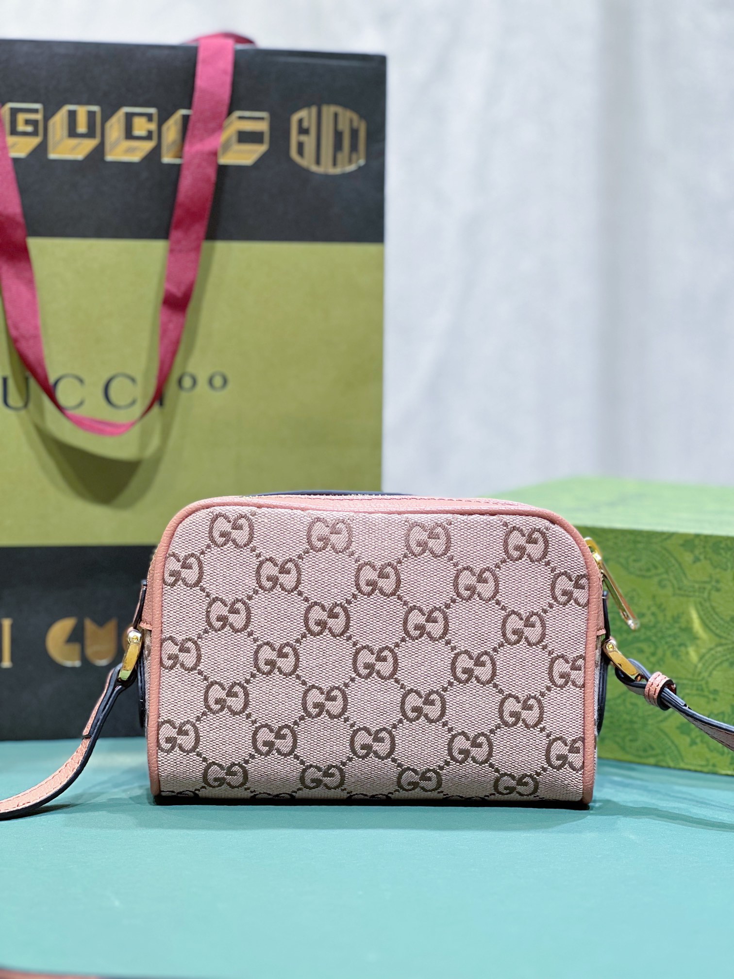 Gucci 574493 17.5×12×5.5cm