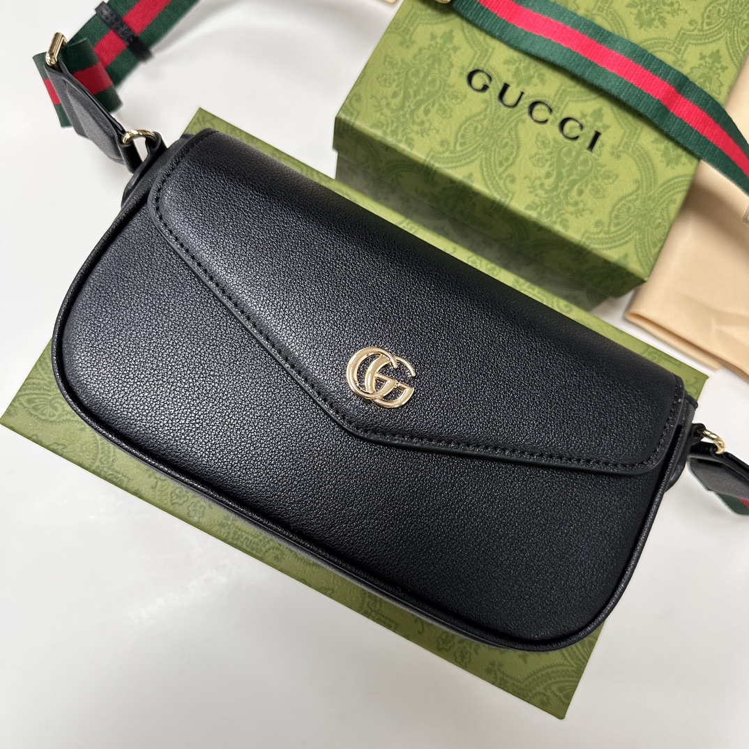 GUCCI 764961 22X13X4cm