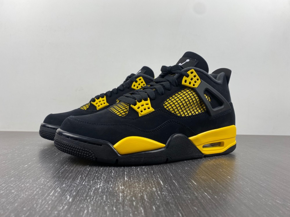 Jordan 4 Retro Thunder  DH6927-017
