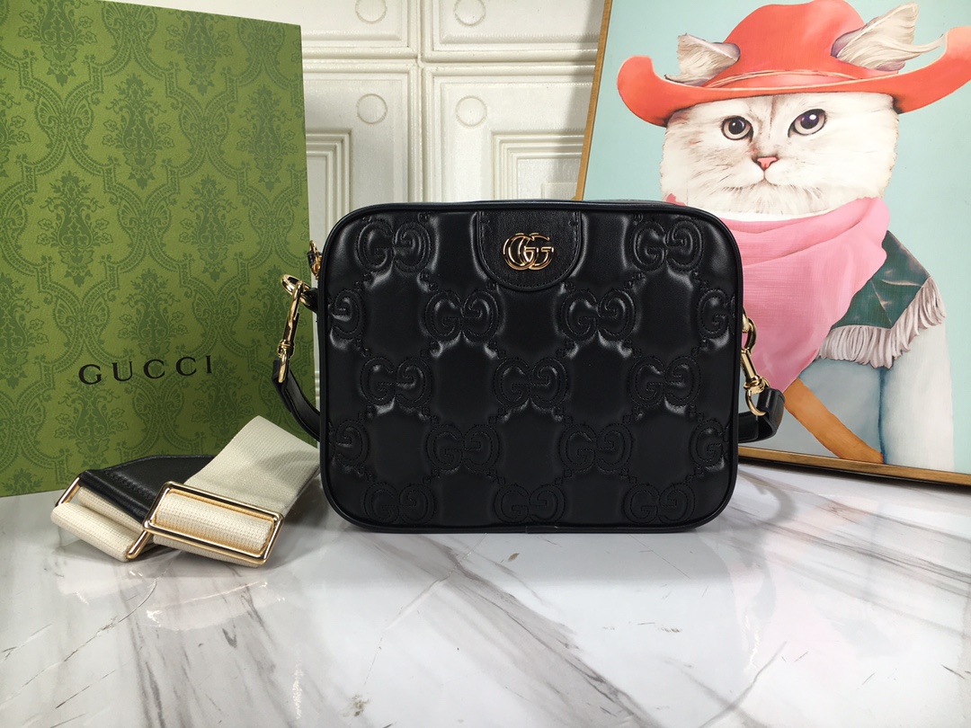 Gucci 702234 21.5X17X7.5cm