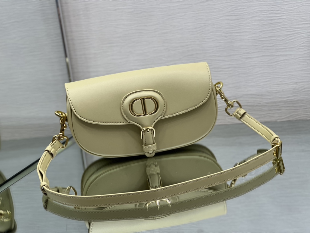 Dior Bobby 9327 21*5*12cm
