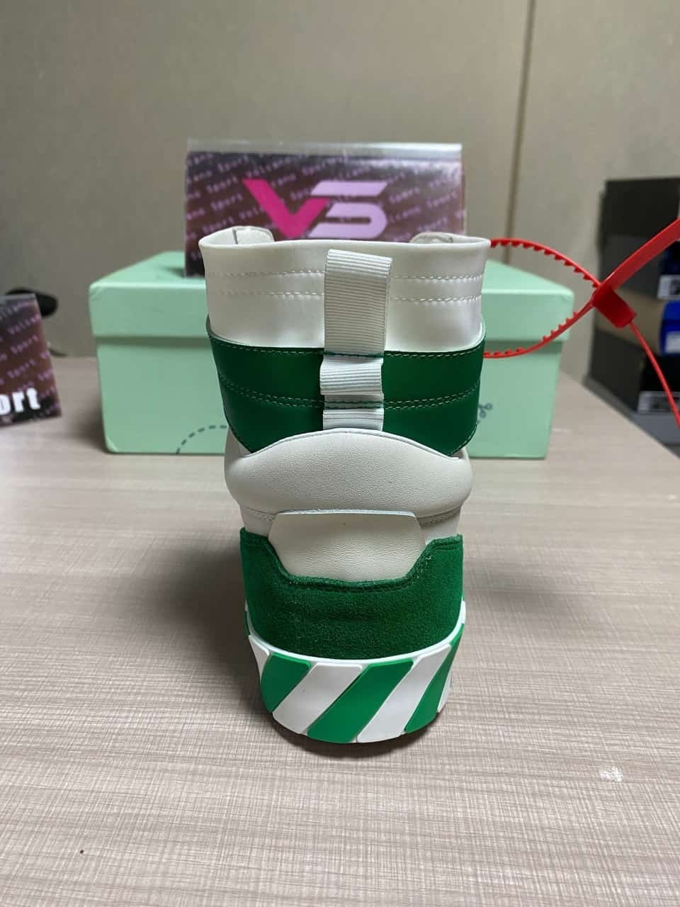 OFF-WHITE Vulcanized White and green High-Top