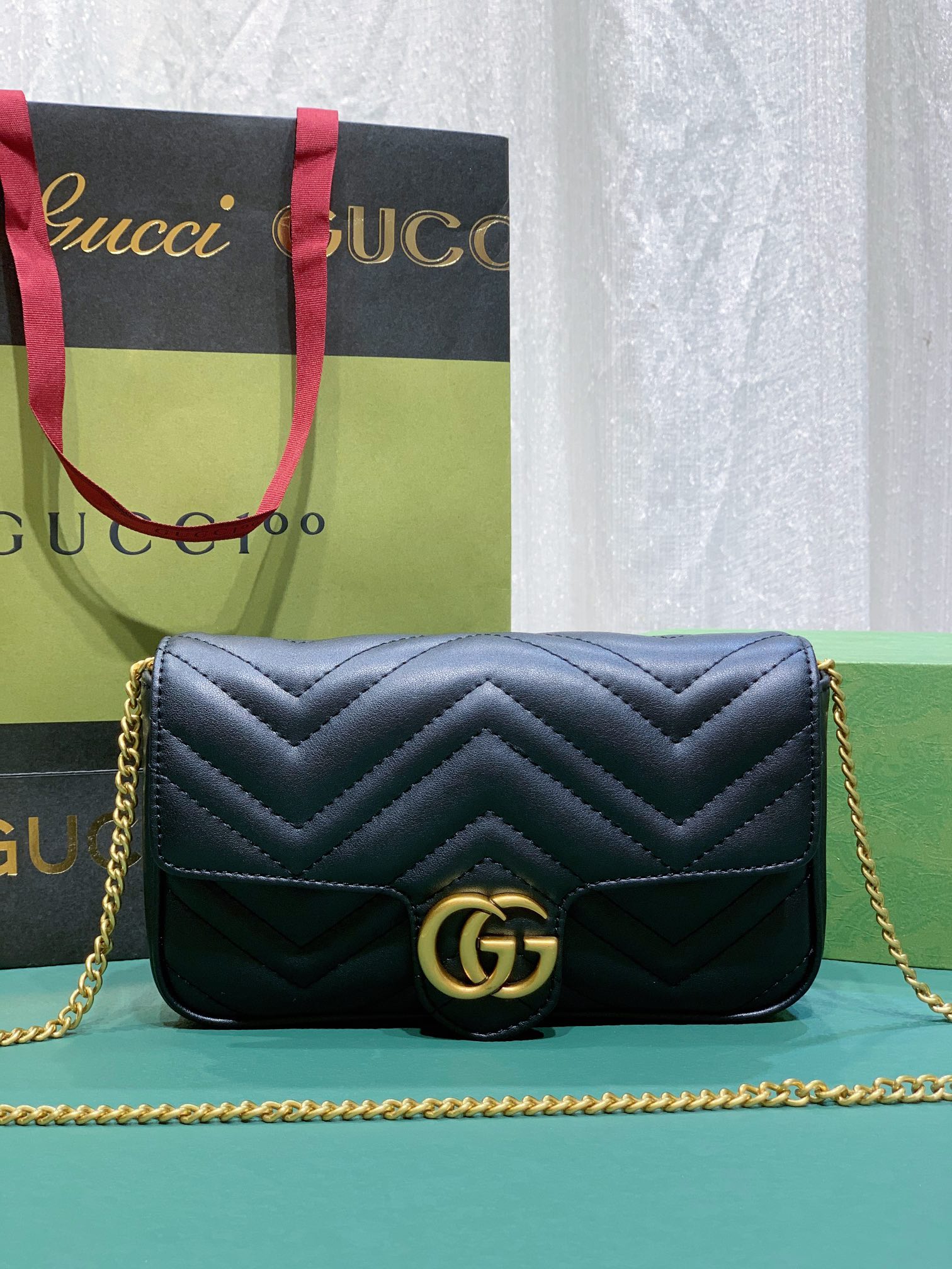 GUCCI GG Marmont 751526 21*11*15cm