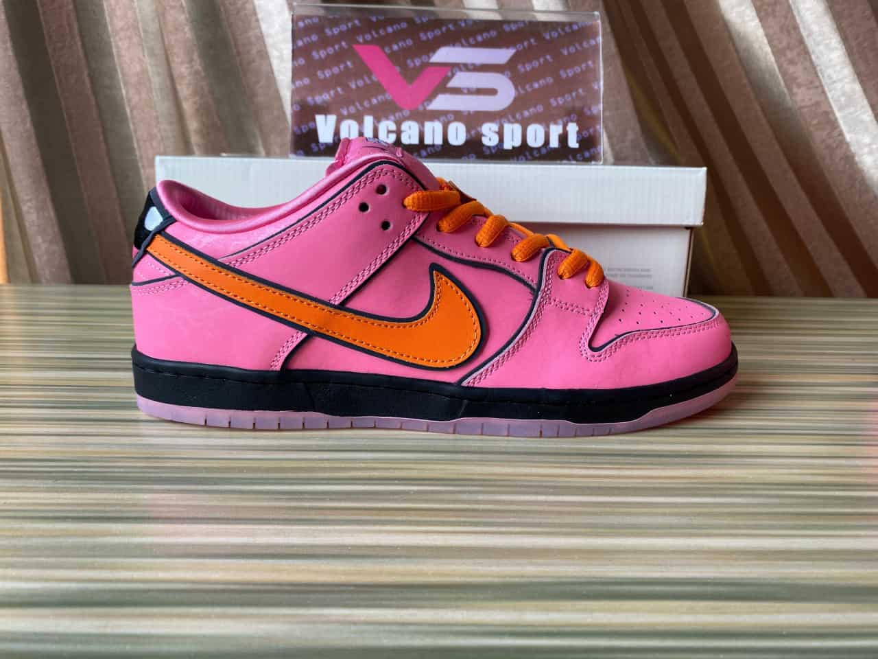 Nike SB Dunk Low The Powerpuff Girls Blossom FD2631-600