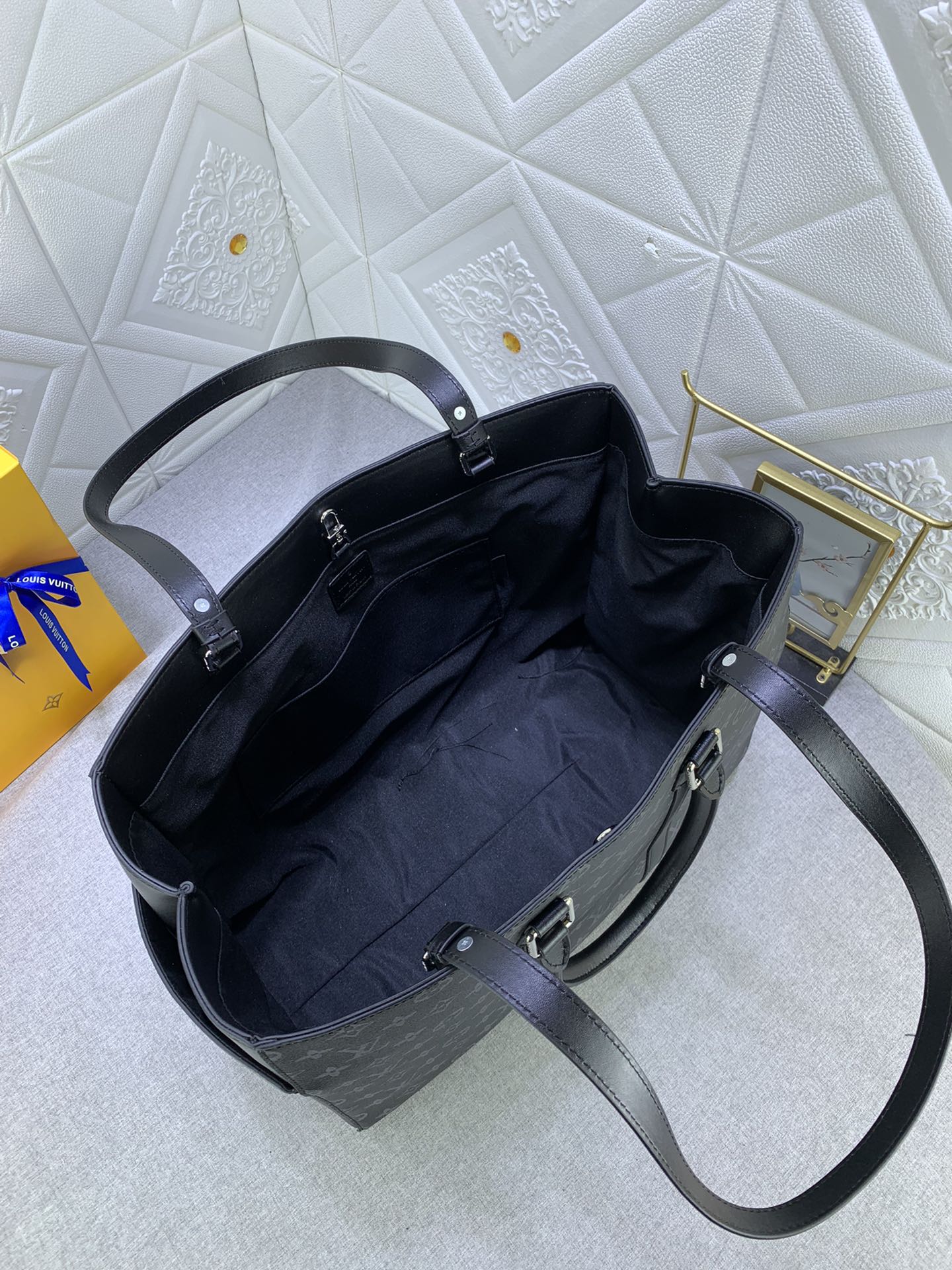 Louis Vuitton Sac Plat M46451 (2) 44 x 33 x 18cm