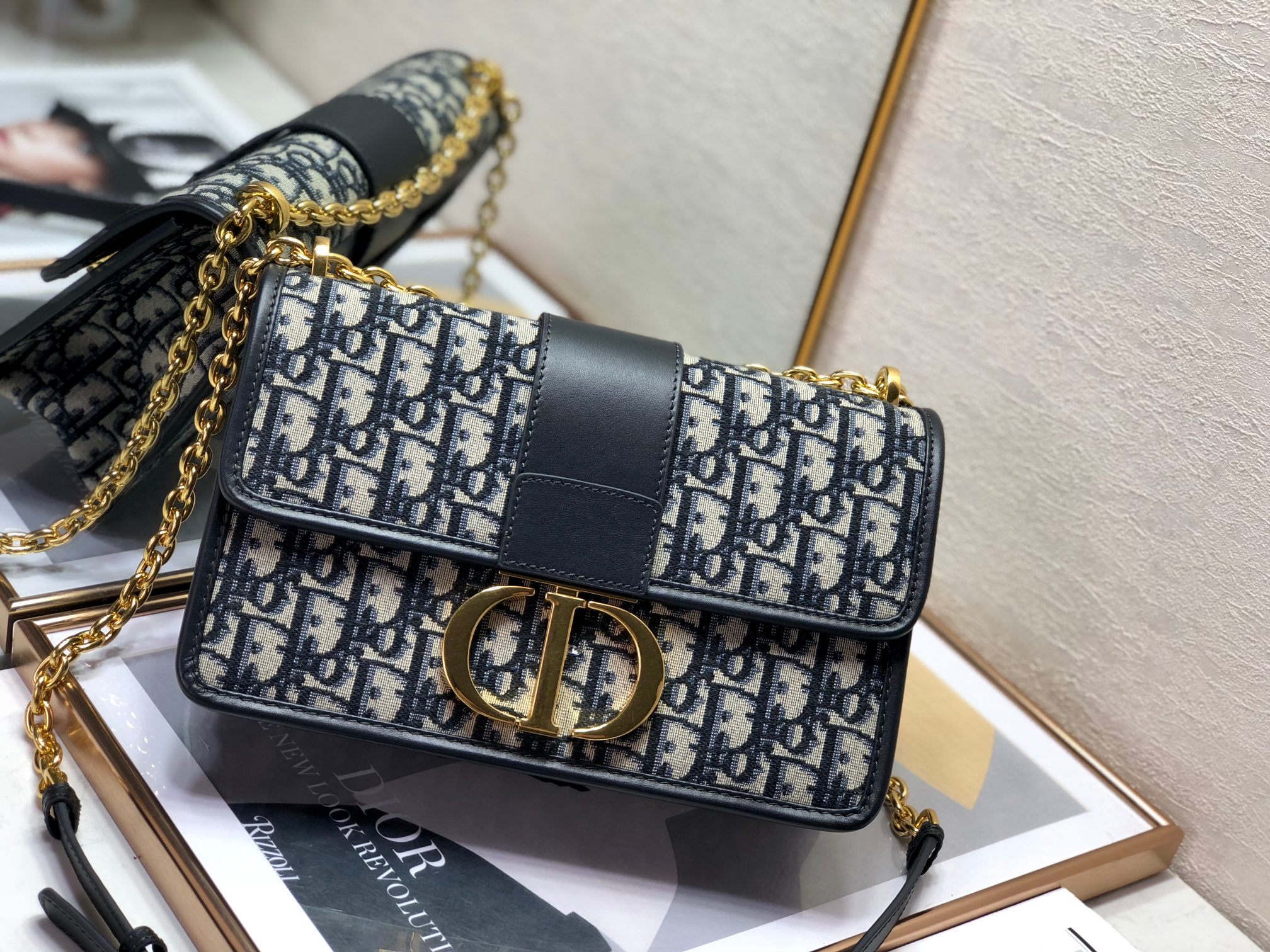 Dior 30 Montaigne 9208 25.5cm