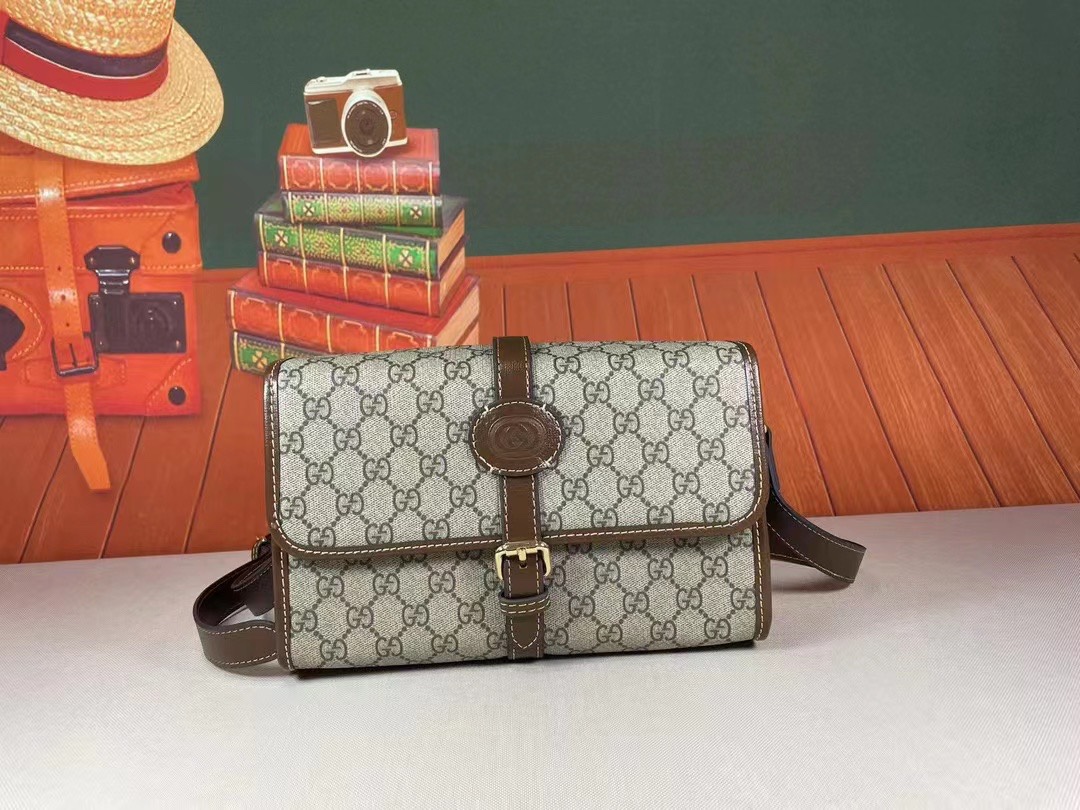 GUCCI 745679 25.4 x 17 x 7.8cm