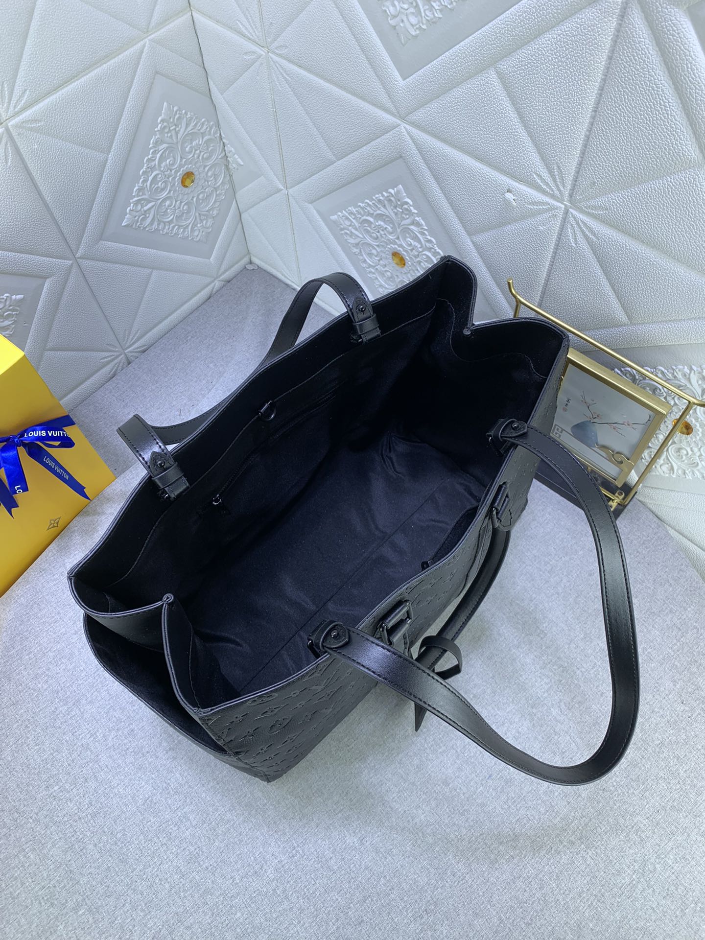 Louis Vuitton Sac Plat M46451 44 x 33 x 18cm