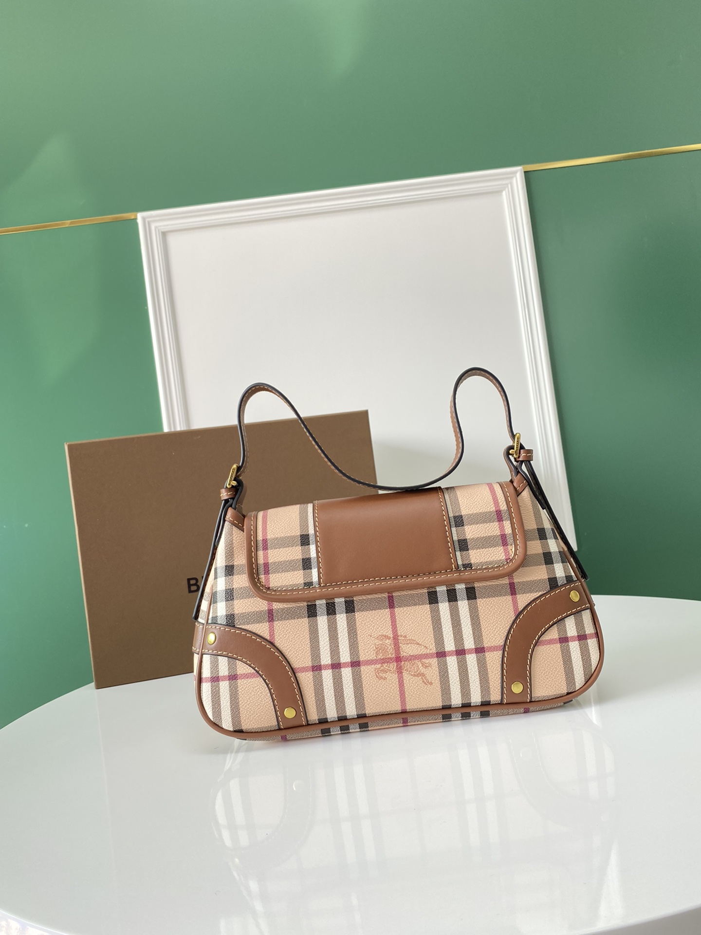 Burberry 116643 29x9x17cm