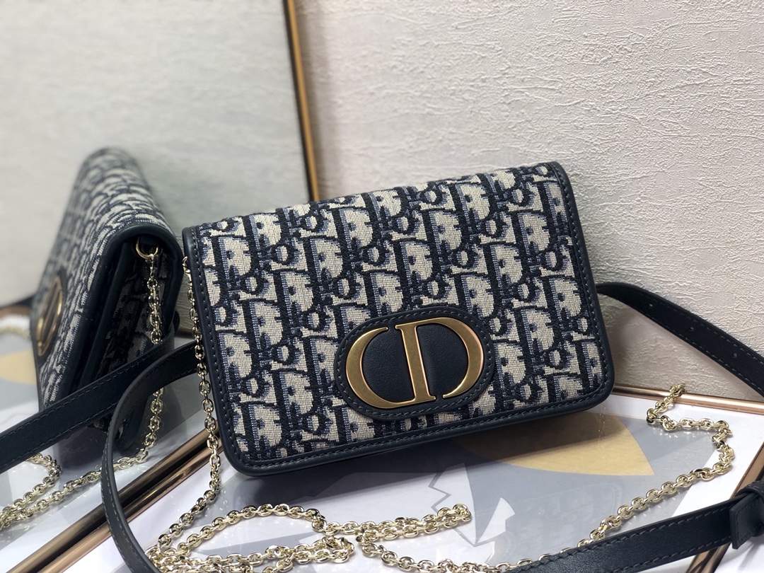 Dior 30 Montaigne 2166 19x12.5x4cm
