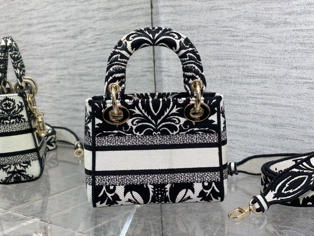 Dior Lady -2 (28) 17*7*15cm