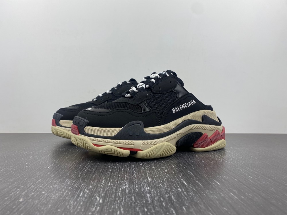 BALENCIAGA TRIPLE S 755687 W3SM1