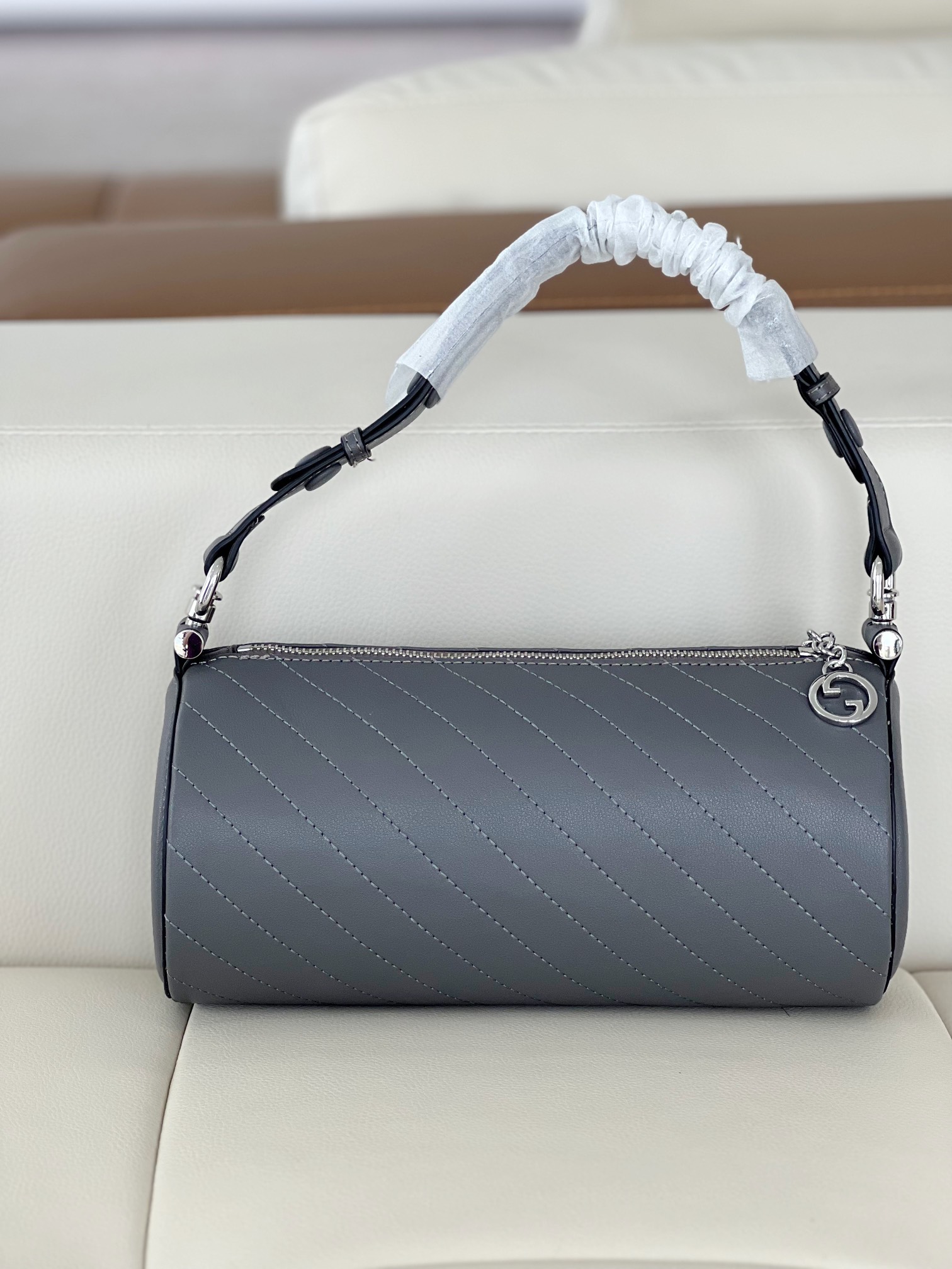 Gucci 760169