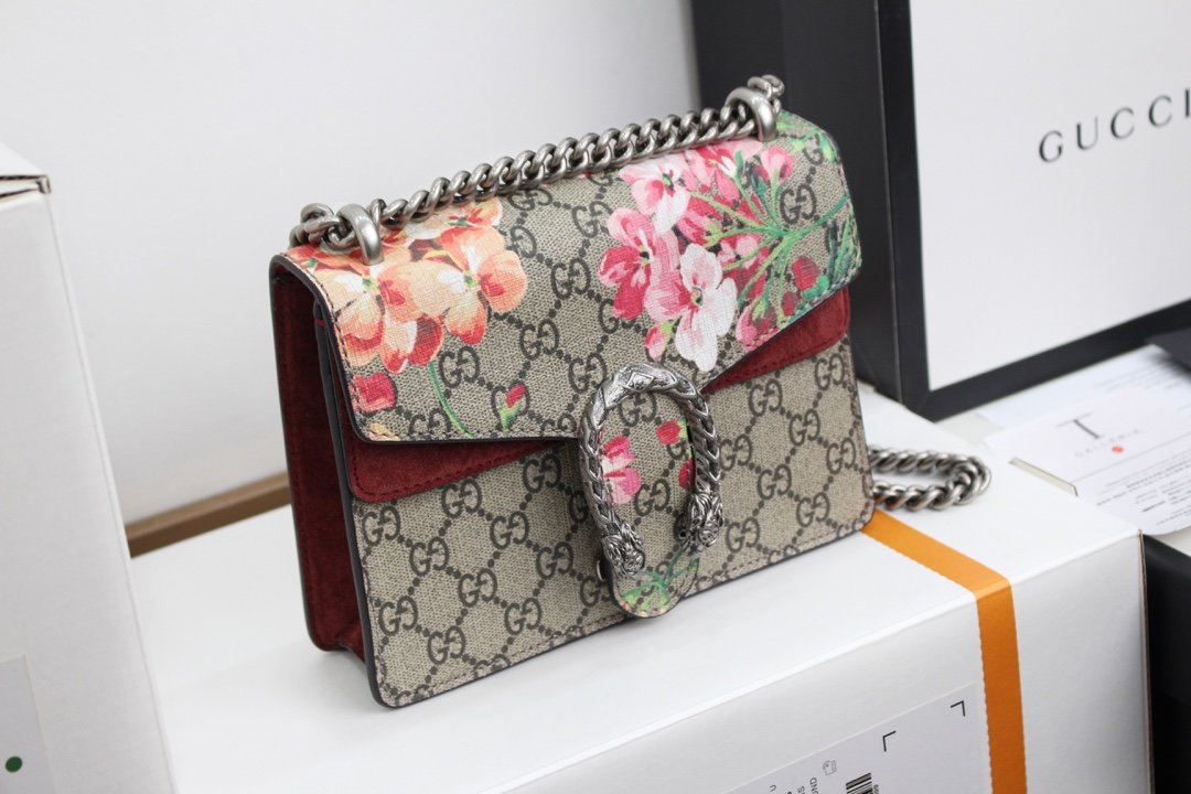 Gucci Dionysus 421970 20*15.5*5cm