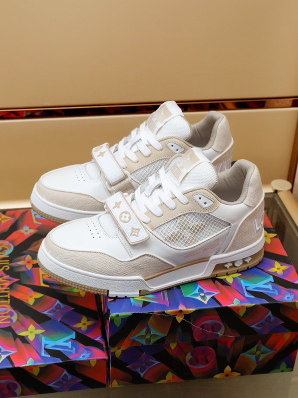 Louis Vuitton Trainer Beige White