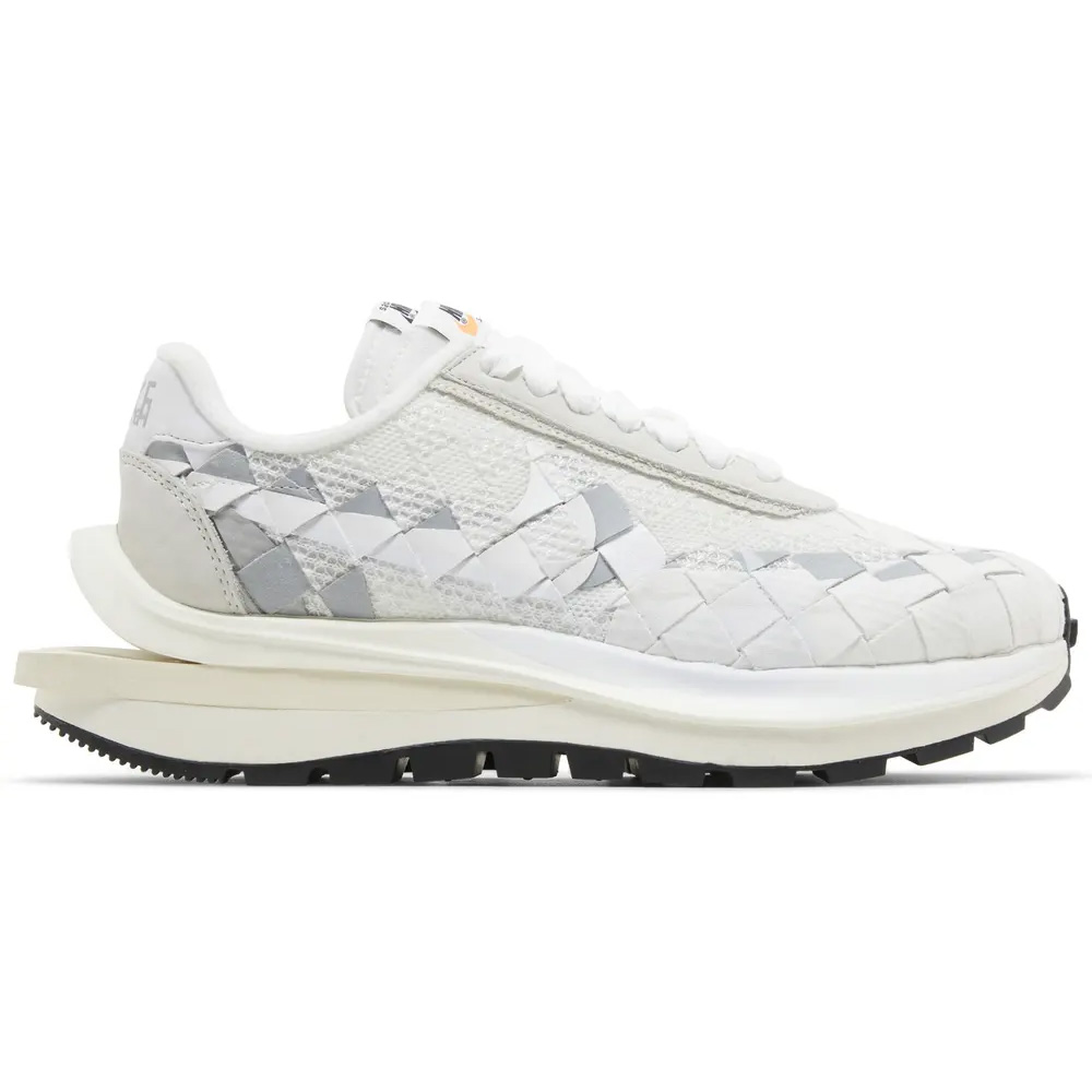 Nike VaporWaffle Woven sacai Jean Paul Gaultier White DR5209-100