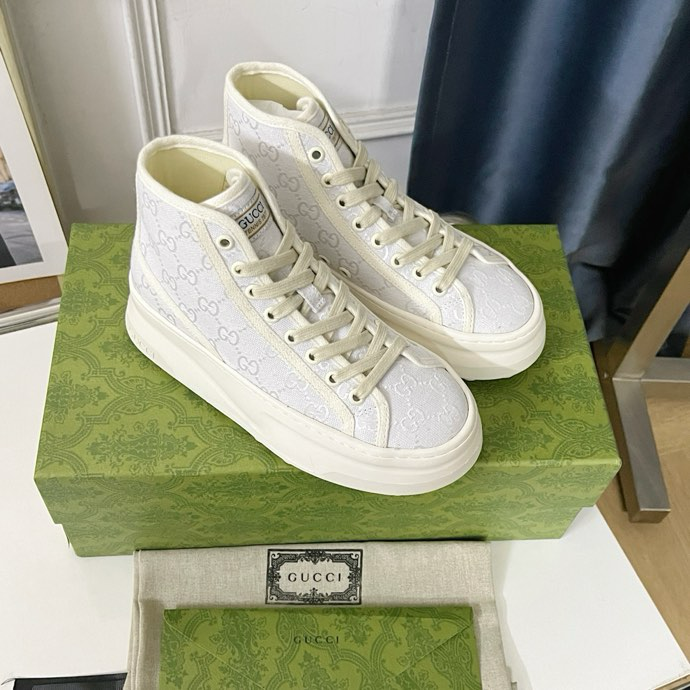 GUCCI Women's GG high top sneaker White