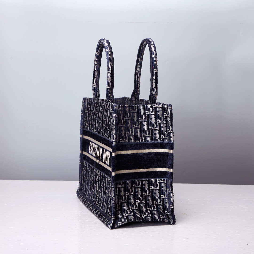 Dior Book Tote 1296(45) 36.5x 28x 17.5cm