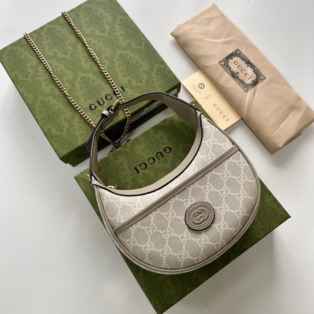 GUCCI 726843 22x12.5x5cm