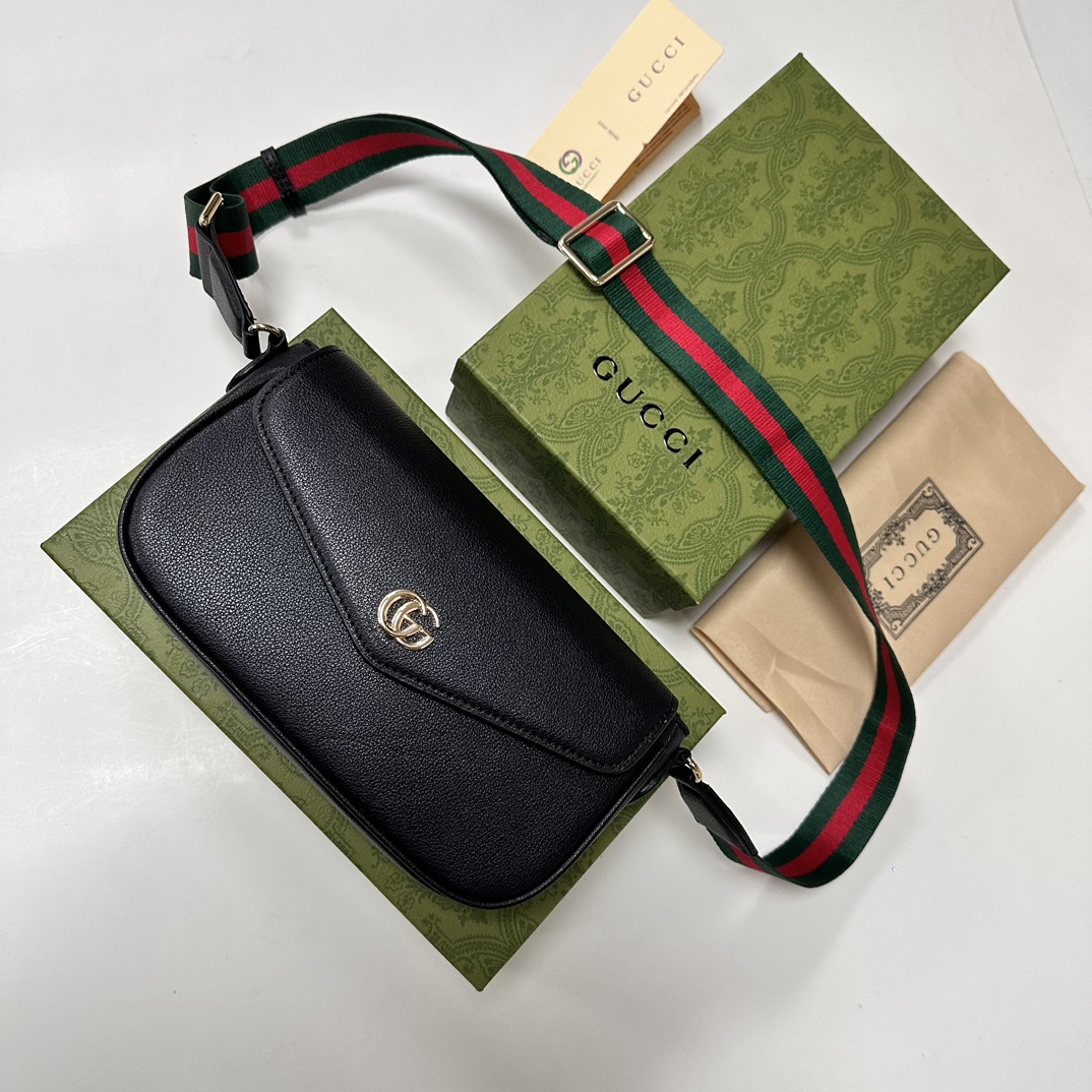 GUCCI 764961 22X13X4cm