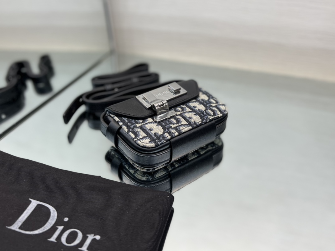 Dior Oblique Nano 23800 11.5x7.5x2.5cm