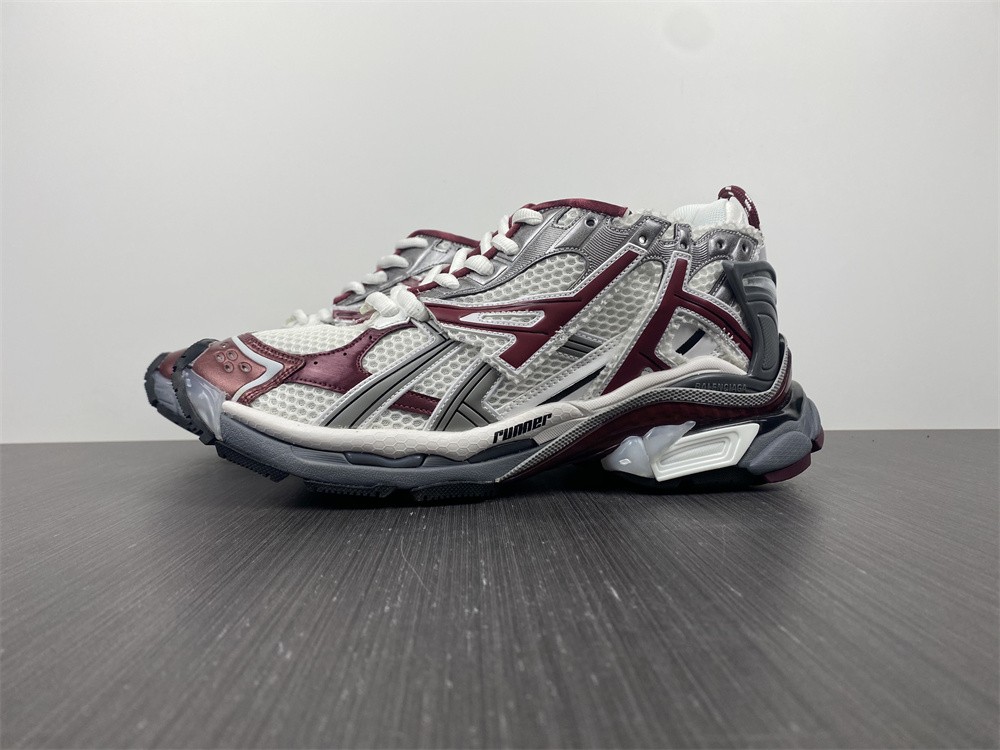 Balenciaga RunnerBurgundy (Women's)