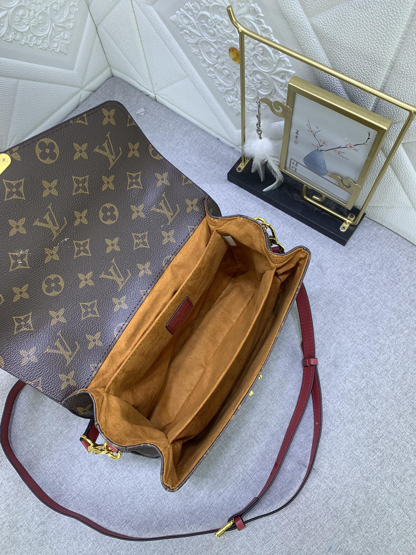 Louis Vuitton POCHETTE METIS M40780 (2) 25.0 x 19.0 x 7.0 cm